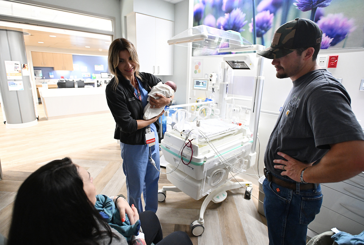 Haylin and Waylin York